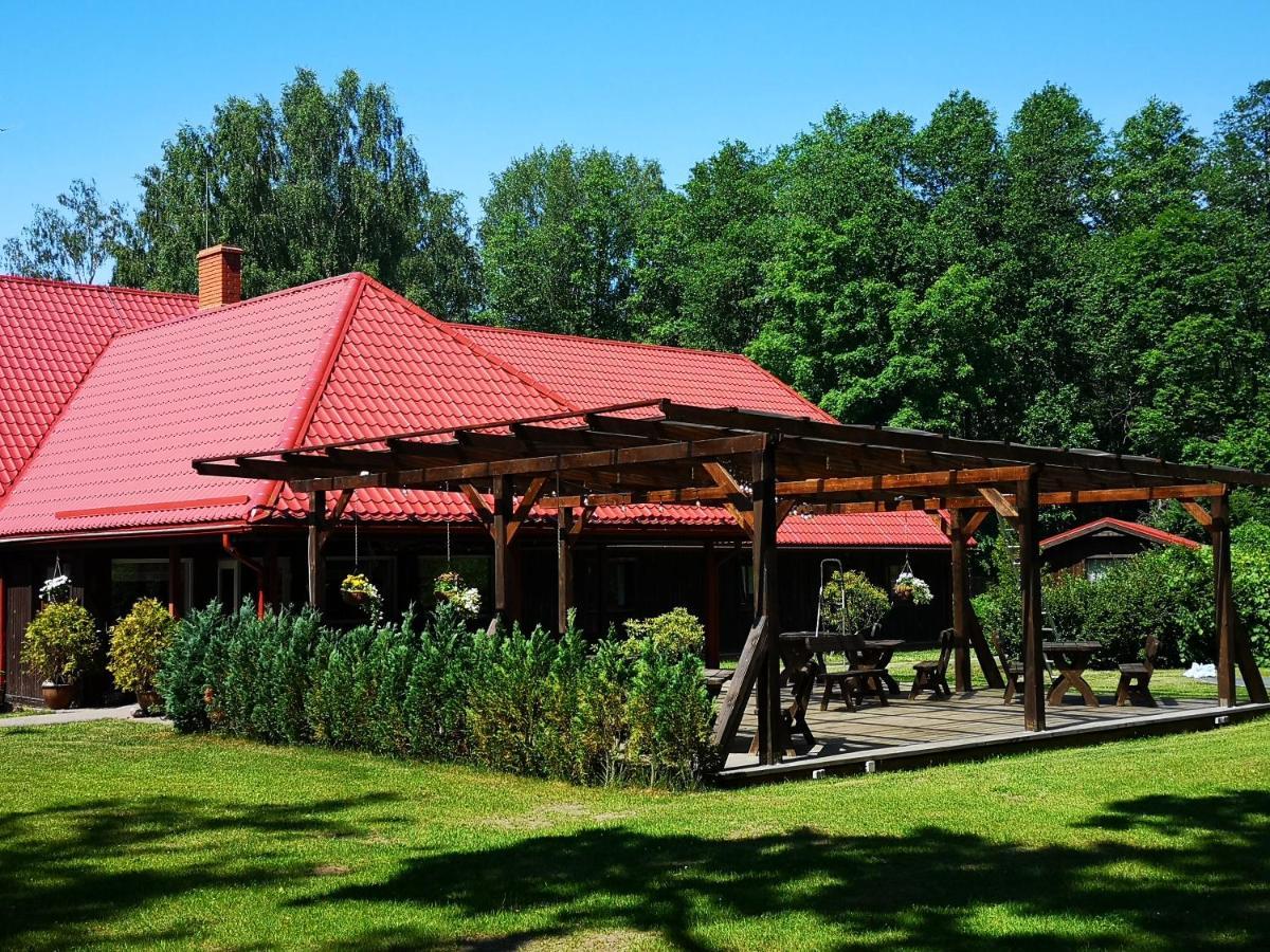 Viesu Nams Vecmuiza Hotell Tūja Exteriör bild