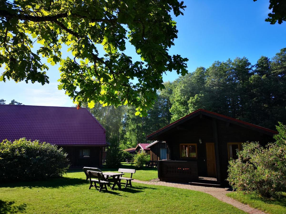 Viesu Nams Vecmuiza Hotell Tūja Exteriör bild
