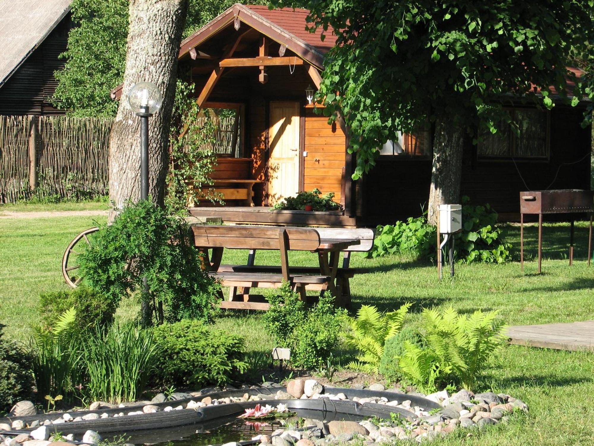 Viesu Nams Vecmuiza Hotell Tūja Exteriör bild