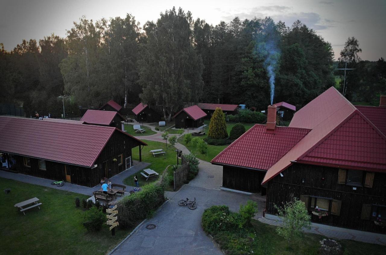Viesu Nams Vecmuiza Hotell Tūja Exteriör bild