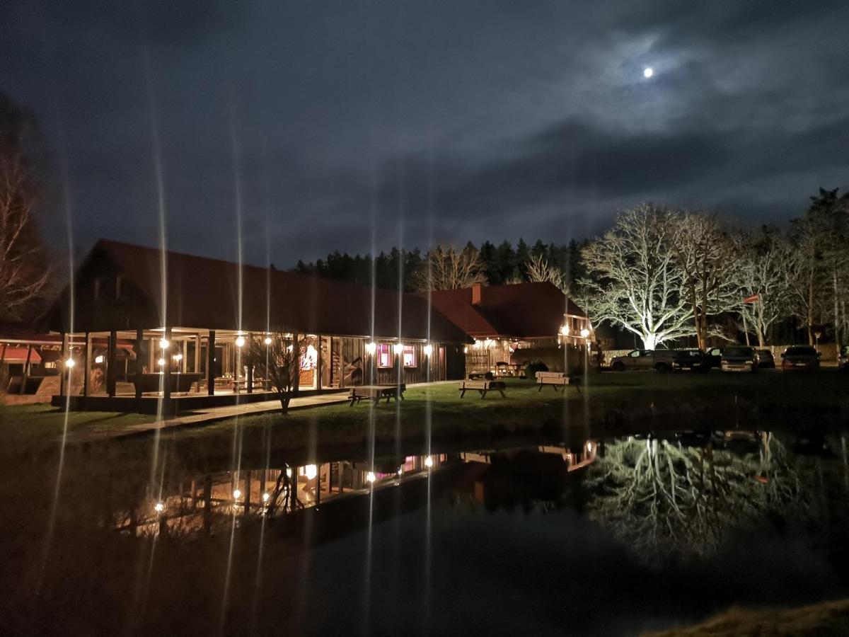 Viesu Nams Vecmuiza Hotell Tūja Exteriör bild